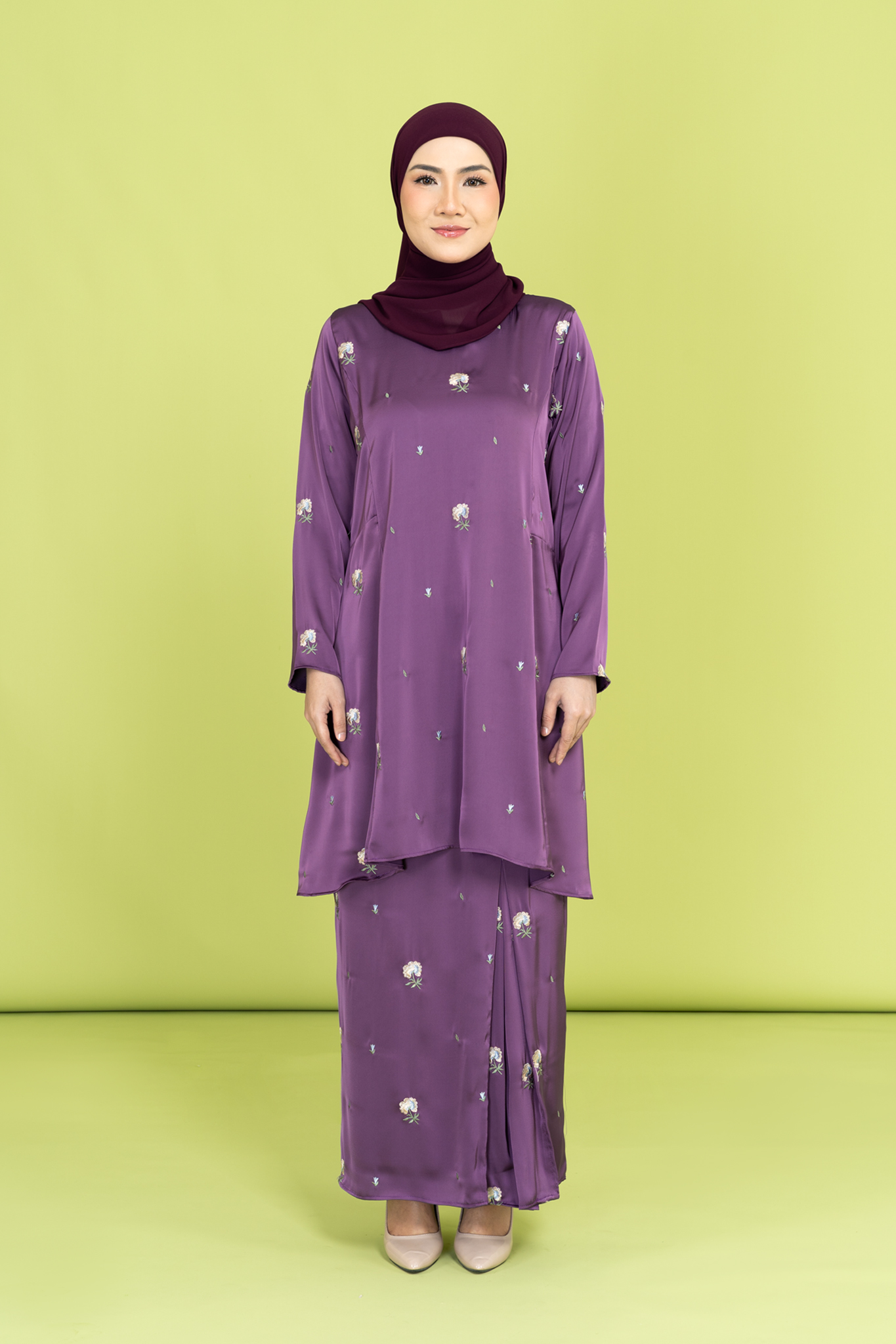 Juliana Embroidered Pahang Kurung in Dusty Purple