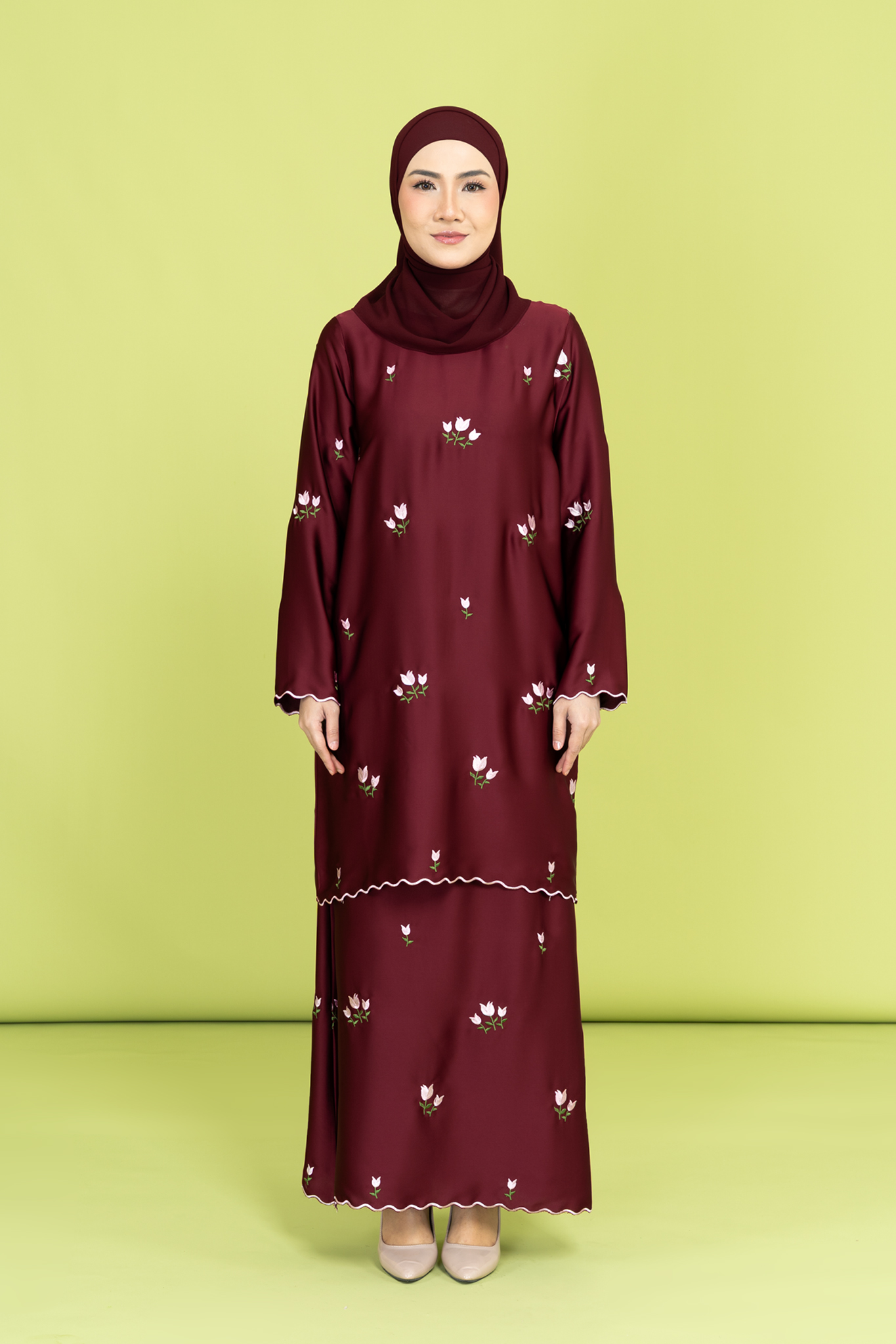 Tulip Embroidered Kurung in Maroon