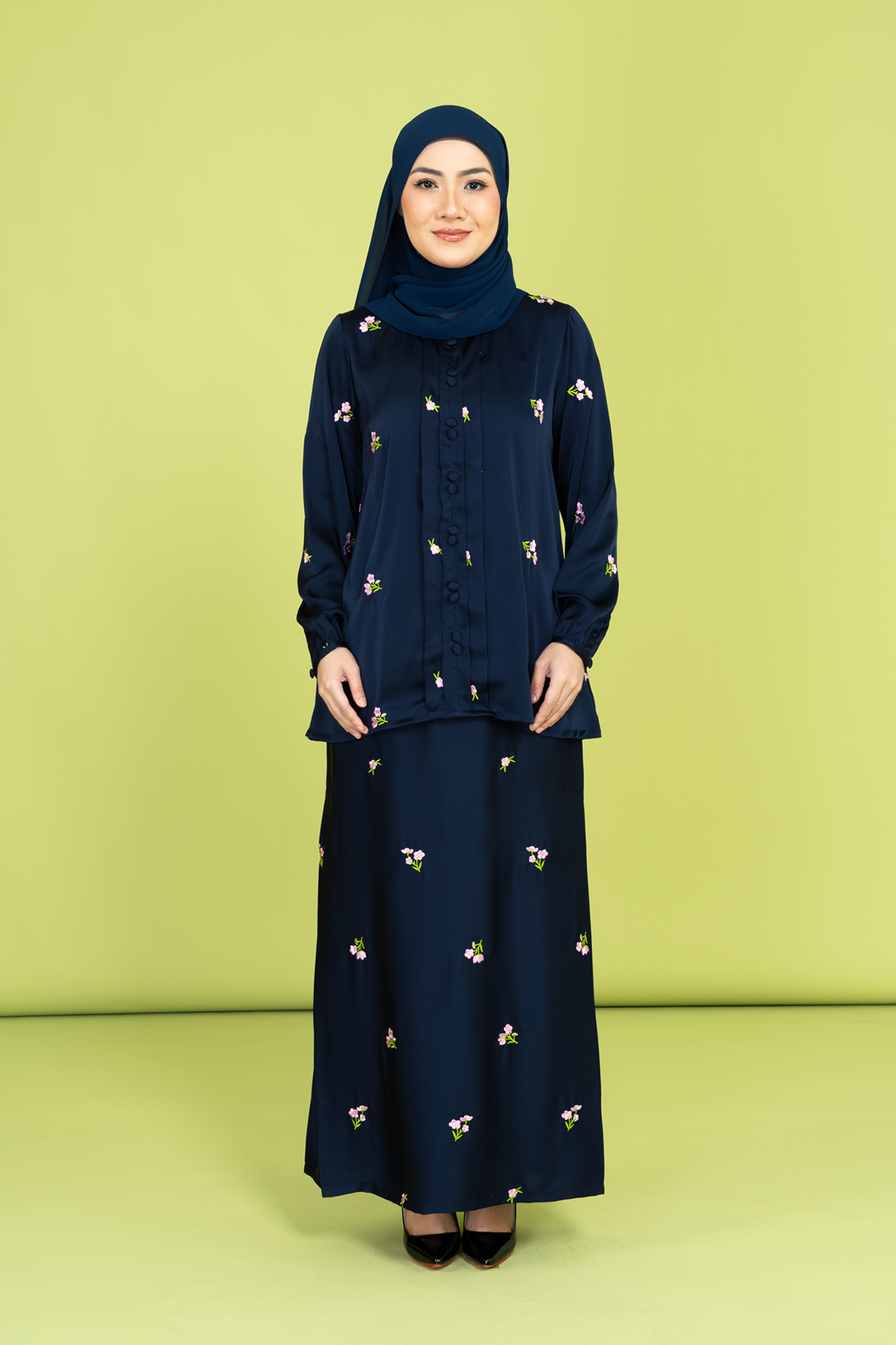 Melissa Embroidered Kebaya Set in Navy Blue